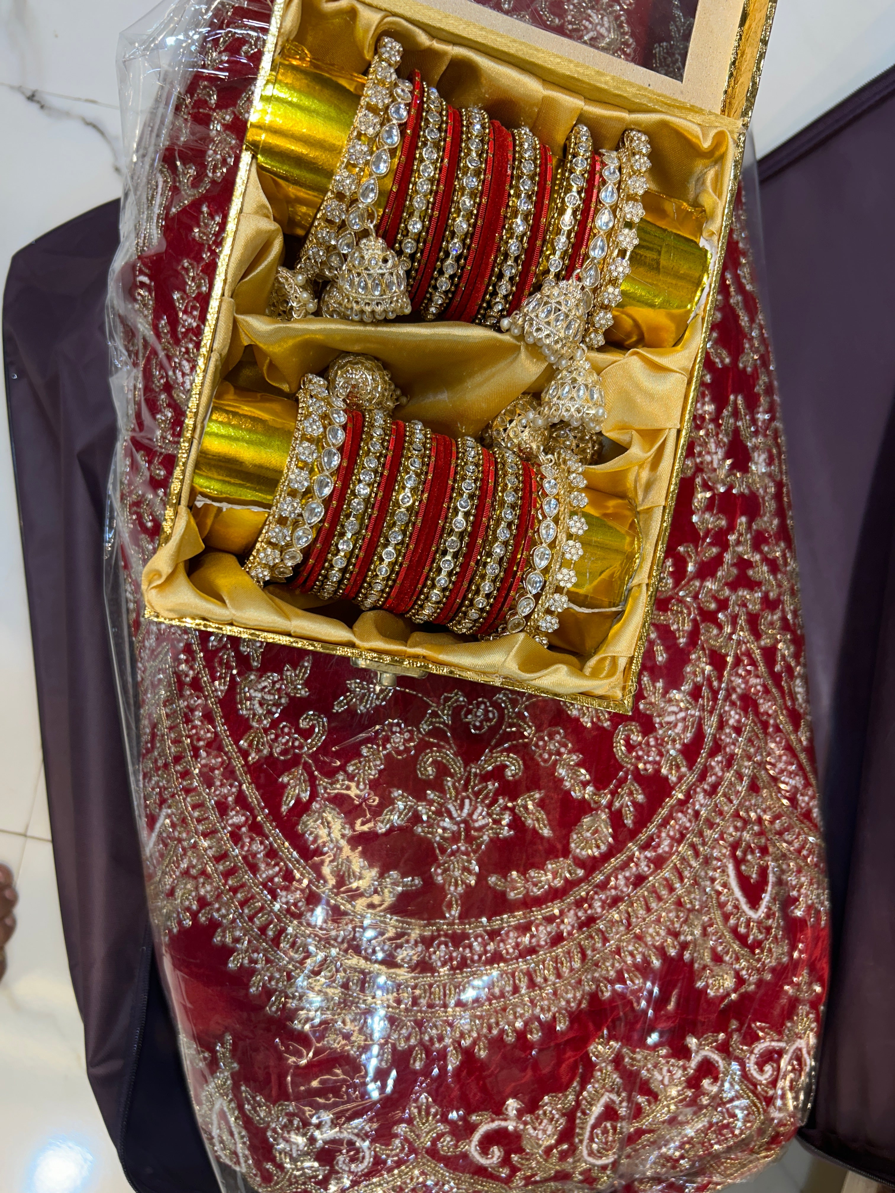 Kundan Bridal Chuda Set with Jhumki Latkans in Luxury Gift Box – Red & Gold Wedding Bangles