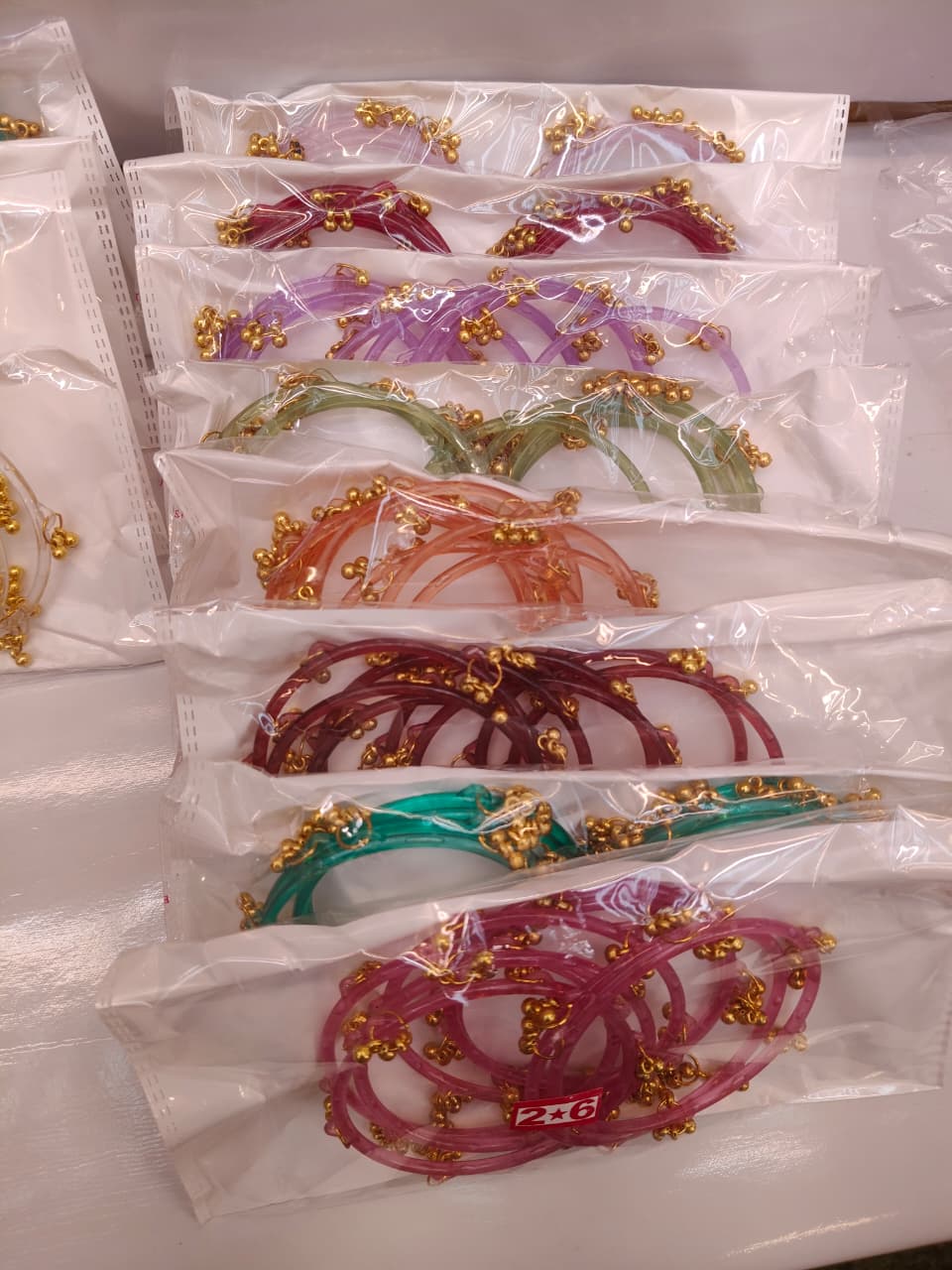 TRENDING COLOURS GHUNGRU BANGLES