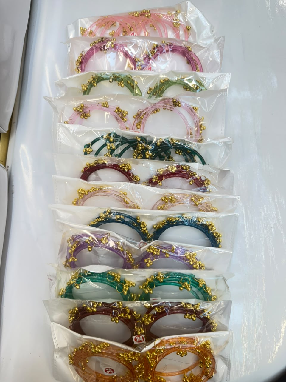 TRENDING COLOURS GHUNGRU BANGLES